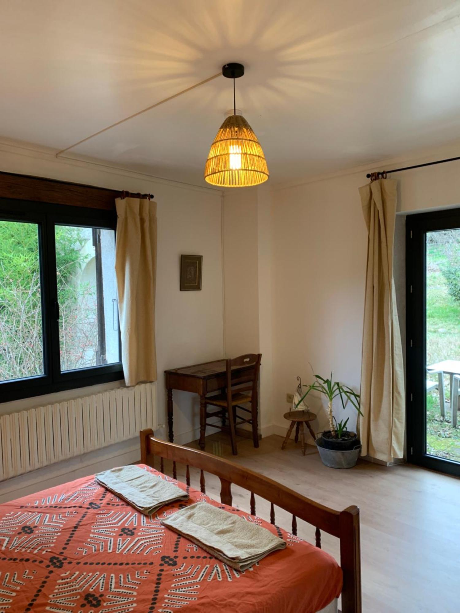 Les Favouilles - Gite & Chambres D Hotes Dauphin Cameră foto
